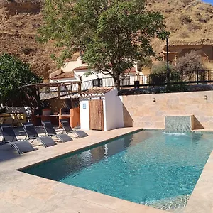 Cuevas Uropia Casa rural